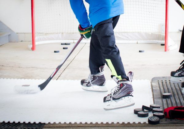 Begin your hockey journey with the 5'x5' Skate Anytime Synthetic Ice Starter Kit. Master the basics on a compact and versatile surface, setting the foundation for your training.